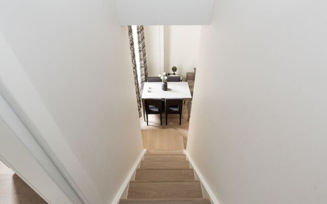 The Saint Stephen s Gardens Mansion VII