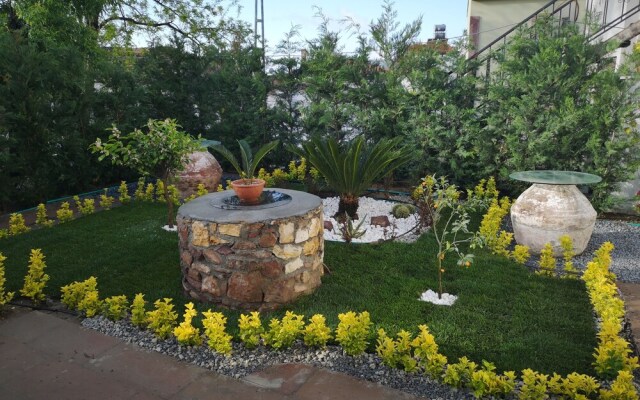 Cunda Tas Otel By Taze