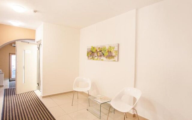 U Tří hrušek Suites & Apartments