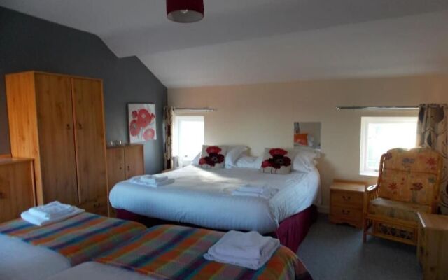 The Red Lion Inn Madley