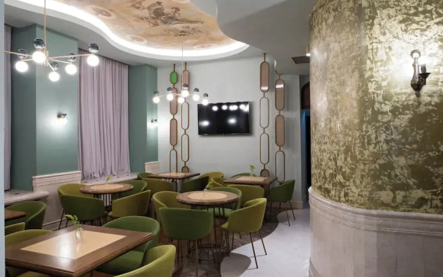 Hotel Venezia by ZEUS International