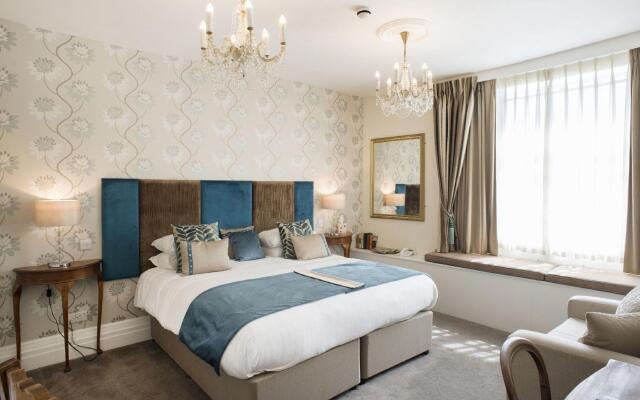 Royal Seven Stars Hotel