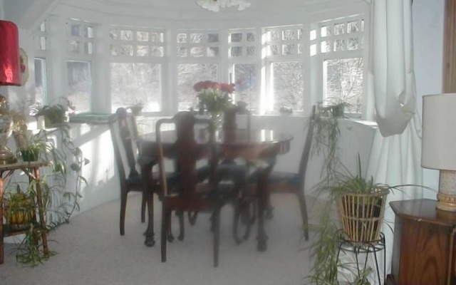 Mountain Valley Retreat