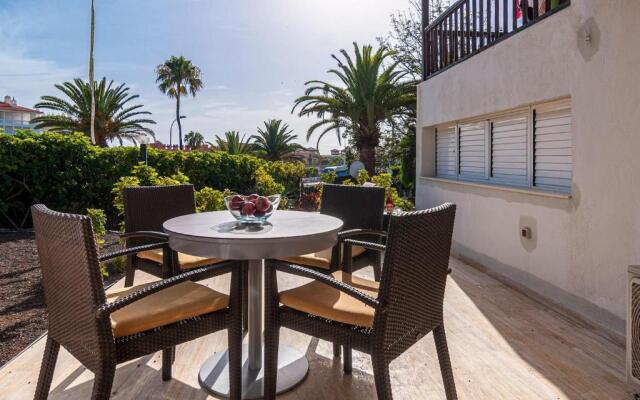 Apartamento Mango next to Del Duque Beach