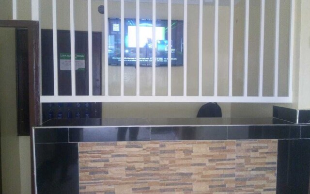 Skyward Mua Hotel