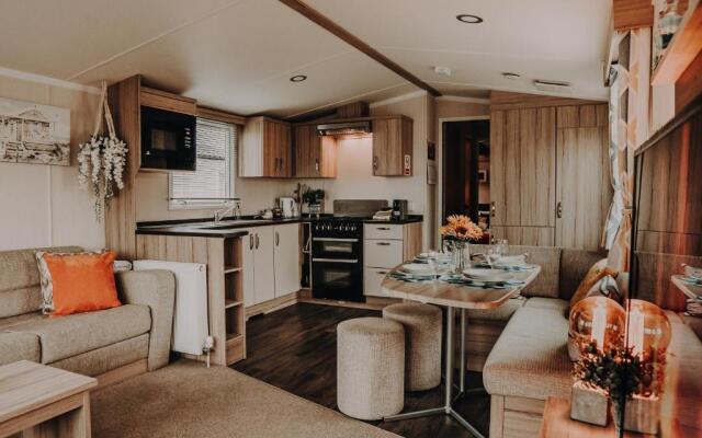 Cosy Caravan Craig Tara