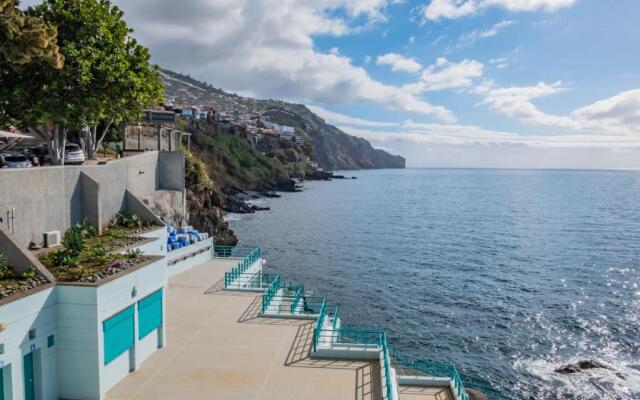 Barreirinha Front-Line Sea View I