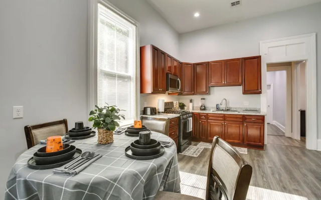 2 Mi to French Quarter: Walkable Nola Home
