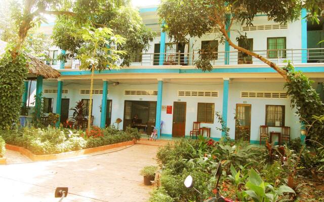 Sunny Resort