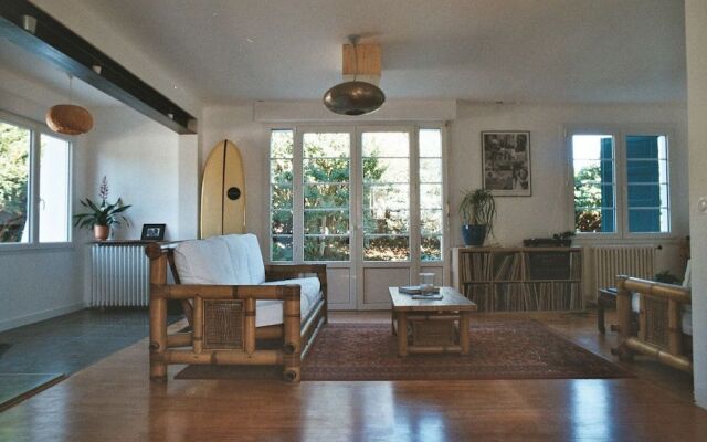 Joyu Surf Shack