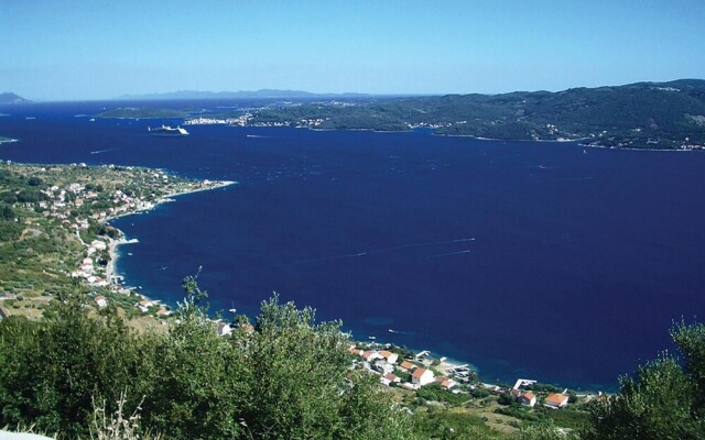 Stunning Home in Viganj With Wifi and 4 Bedrooms