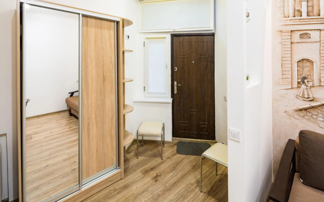 Apartment on Sholom Aleykhema 8