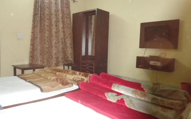 Hotel Maharana Palace