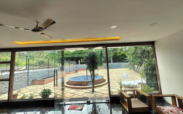 Hotel Sskar Executive