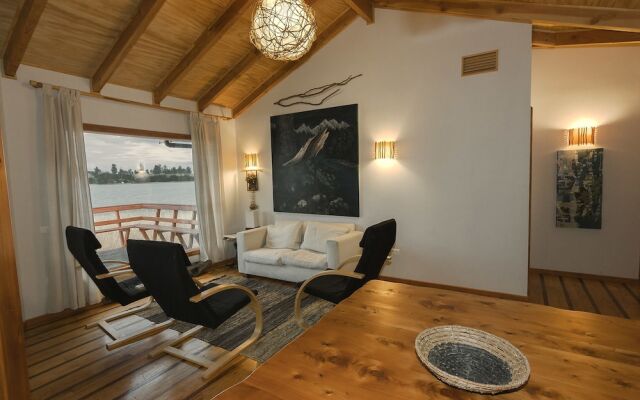 Gracias a la Vida Lodge
