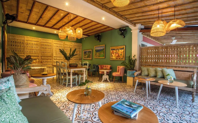 PinkPrivate Sanur - for Cool Adults Only