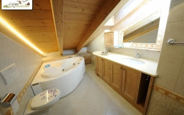 Chalet Lucky