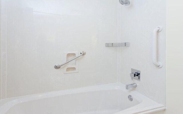 Holiday Inn Express Dalton