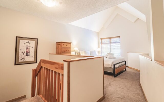 Whistler Vacation Club Lake Placid Lodge - 313