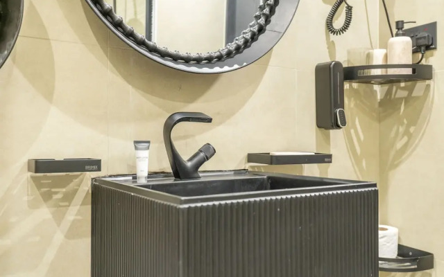 Extravagant Studio Stay for 2 in JVC