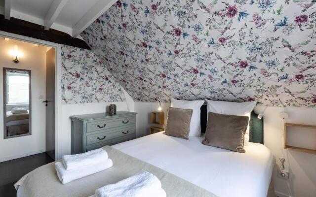 Le Phare Bleu - near center & beach - 2 to 4 P