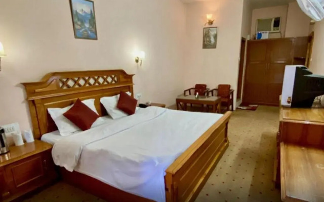 Hotel Sandhya Palace