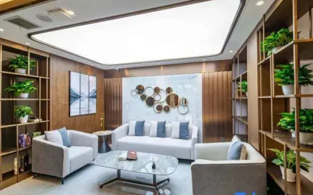 Jingya Hotel (Qiqihar South Station Hecheng Park)