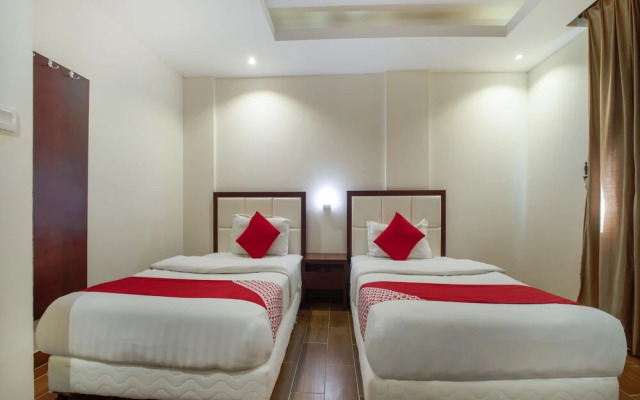 OYO 192 Romooz Inn