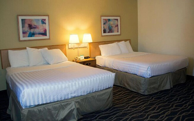 Boarders Inn & Suites by Cobblestone Hotels - Wautoma