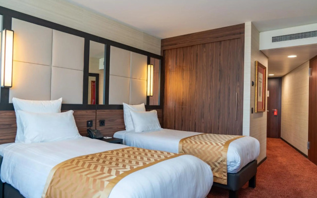 Nash Suites Airport Hotel