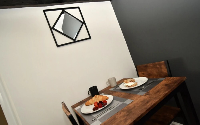 Silk Suite - Chester Road Apartments by Premier Serviced Accommodation