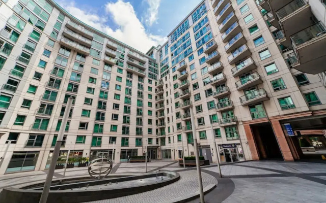 Stunning 2B Vauxhall Apt near Thames & Tube