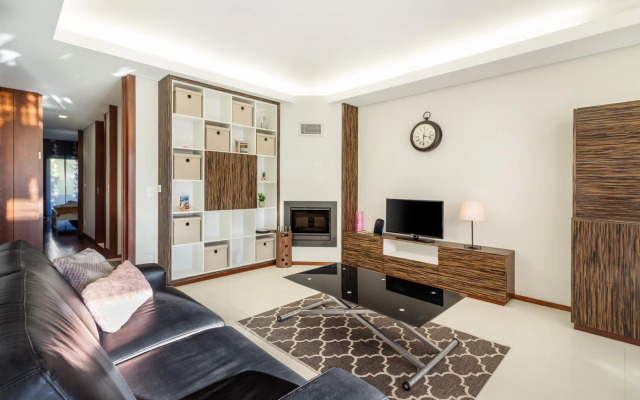 Pink Apartment - apartamento espaçoso com piscina