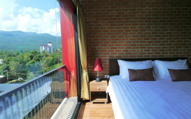 WE Valley Hotel
