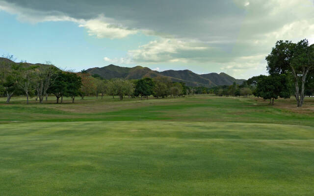 Marriott Maracay Golf Resort