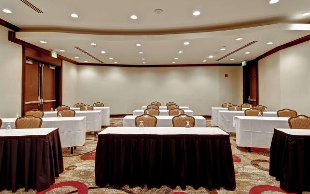 DoubleTree by Hilton Hotel Pleasanton at the Club