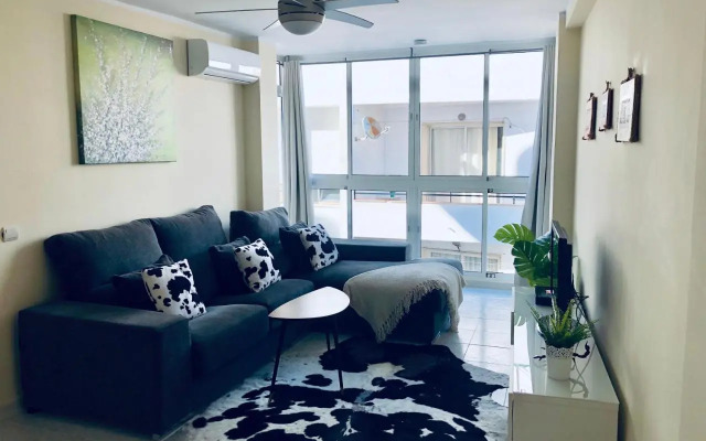 Beautiful modern apartment 100m from the sea
