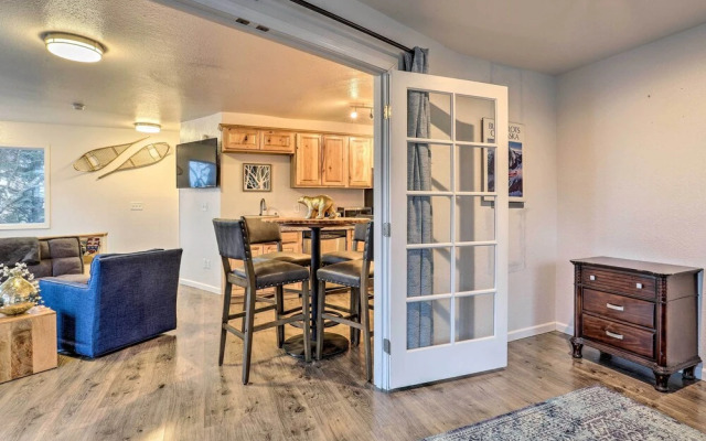 Coastal-view Apartment Near Downtown Anchorage!