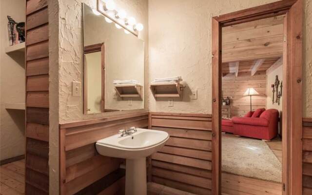 Casa McClaran - Five Bedroom Cabin