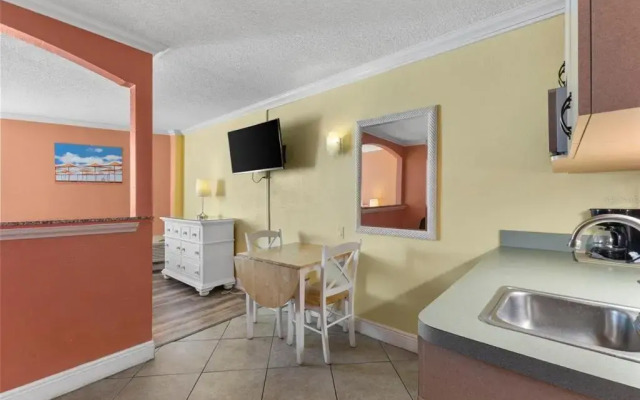 Pelican Pointe Clearwater Beach Hotel