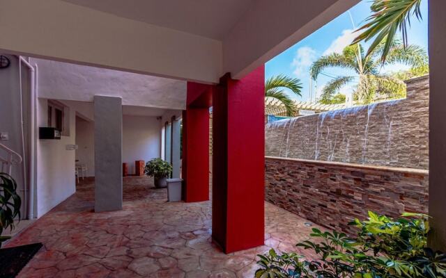 Quiet Cozy Central Close to the Beach Pool