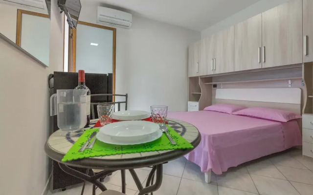 2215 Villetta Enea - Mono 2 by Barbarhouse