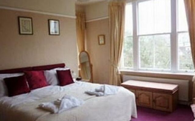 The Woodlands Hotel - Guest house