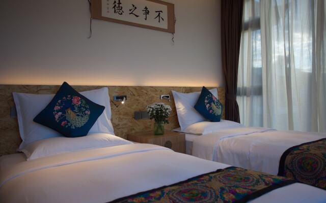 Lijiang Stay Long Guest House