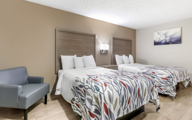 Red Roof Inn & Suites Newport News