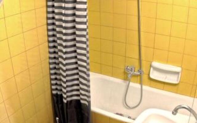 Life Houses Sweet Apartment