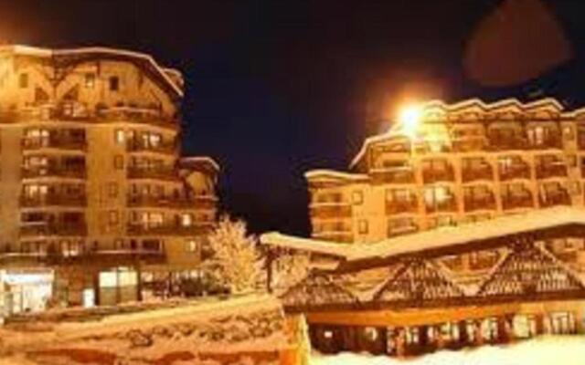 Appartement La Tania, 2 pièces, 5 personnes - FR-1-513-77