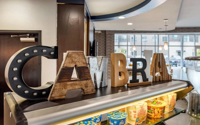 Cambria Hotel Minneapolis Maple Grove