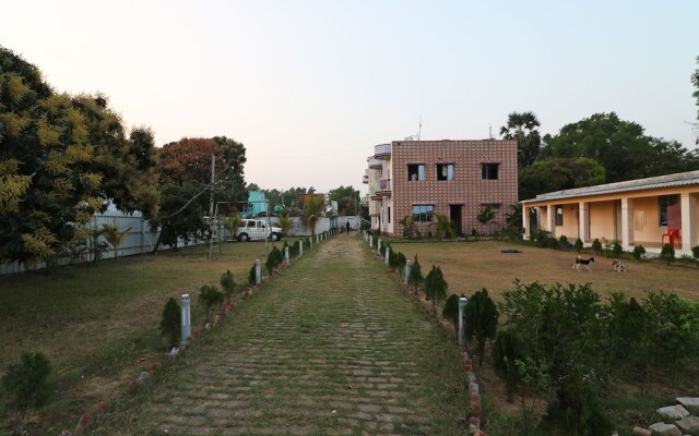 OYO 12318 Hotel Sea Horse