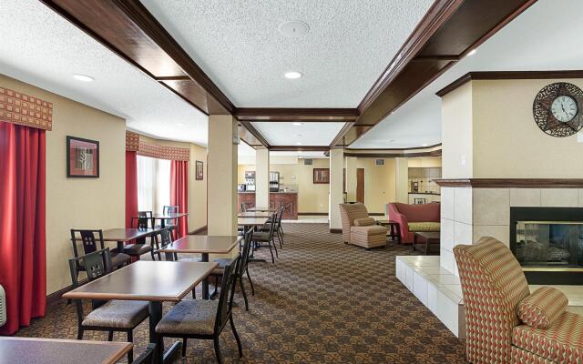 Comfort Suites North Dallas